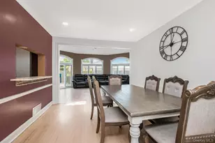 4 Knox Pl, New York, NY 10314 - Photo 16