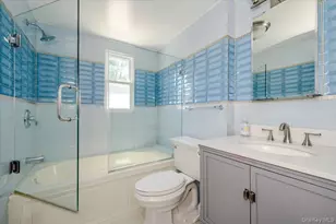 70 Longfellow Rd, Great Neck, NY 11023 - Photo 24