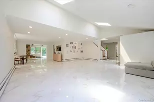 70 Longfellow Rd, Great Neck, NY 11023 - Photo 12