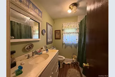 212 Union Avenue, Patchogue, NY 11772 - Photo 14