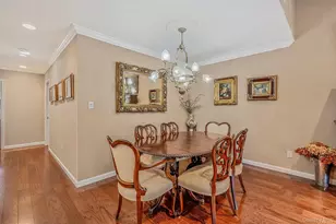 1130 Savoy Dr, Melville, NY 11747 - Photo 12