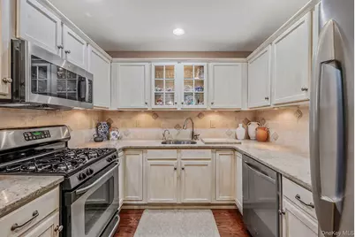 1130 Savoy Drive, Melville, NY 11747 - Photo 16