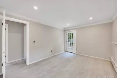 438 Auborn Avenue, Shirley, NY 11967 - Photo 22