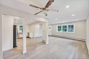 438 Auborn Ave, Shirley, NY 11967 - Photo 8