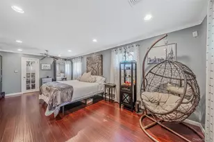 1053 Ocean Ave, Bay Shore, NY 11706 - Photo 22