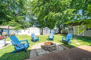 1053 Ocean Ave, Bay Shore, NY 11706 - Photo 30