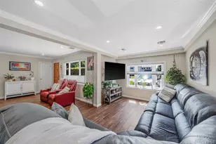1053 Ocean Ave, Bay Shore, NY 11706 - Photo 8