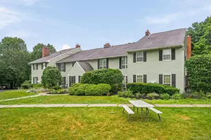 47 Homestead Village Dr, Warwick, NY 10990 - Photo 2