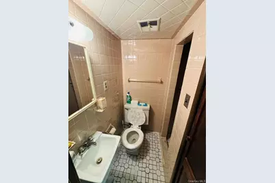 616 College Place, College Point, NY 11356 - Photo 22