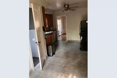 12 Maryland Avenue, Freeport, NY 11520 - Photo 2