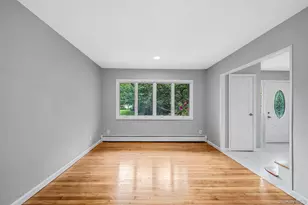 111 Pine St, Port Jefferson Station, NY 11776 - Photo 22
