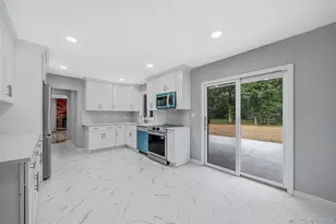 111 Pine St, Port Jefferson Station, NY 11776 - Photo 20