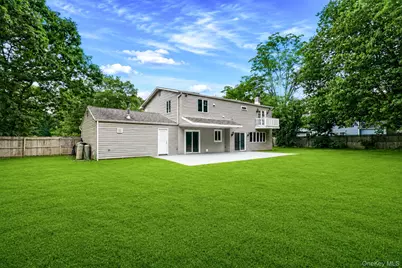 111 Pine Street, Port Jefferson Station, NY 11776 - Photo 8