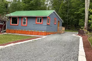 15 W Delaware Pl, Bethel, NY 12720 - Photo 2