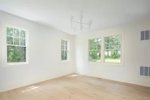 205 Kats Ct, East Marion, NY 11939 - Photo 10