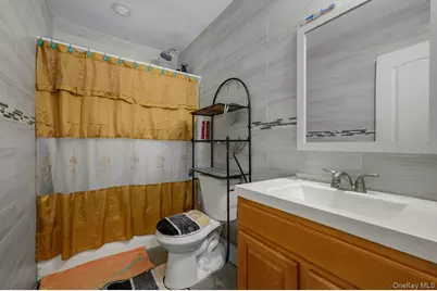 11724 193rd Street, Saint Albans, NY 11412 - Photo 10