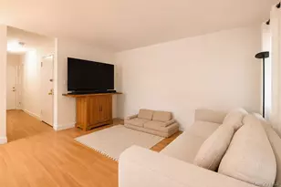 6637A Jay Ave, Maspeth, NY 11378 - Photo 8