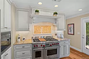 14 Fairway Dr, Port Jefferson, NY 11777 - Photo 8