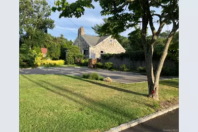 26 Hickory Road, Rocky Point, NY 11778 - Photo 2