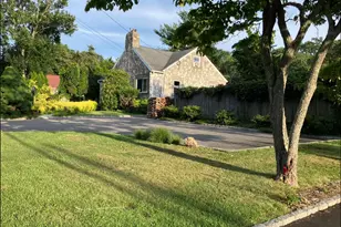 26 Hickory Rd, Rocky Point, NY 11778 - Photo 2