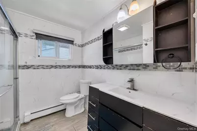 163 Miller Road, Hicksville, NY 11801 - Photo 18