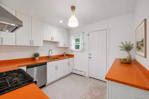 163 Miller Rd, Hicksville, NY 11801 - Photo 4