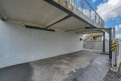 55C Edgewater Park #C, Bronx, NY 10465 - Photo 4