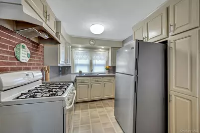 55C Edgewater Park #C, Bronx, NY 10465 - Photo 12