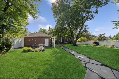 1210 Hyman Avenue, Bay Shore, NY 11706 - Photo 6