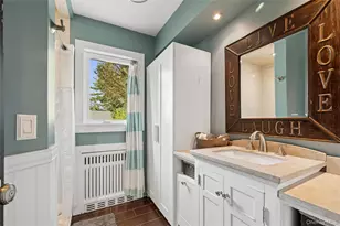 1210 Hyman Ave, Bay Shore, NY 11706 - Photo 16