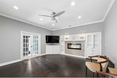 1210 Hyman Avenue, Bay Shore, NY 11706 - Photo 12