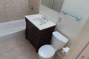 103 Mariners Way, Copiague, NY 11726 - Photo 8