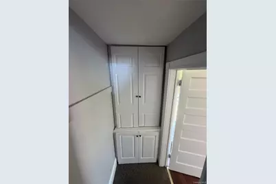 8 Old Knollwood Road, White Plains, NY 10607 - Photo 12