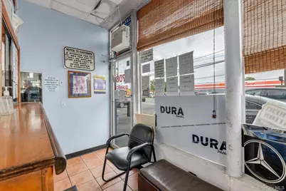 708 Burnside Avenue, Inwood, NY 11096 - Photo 12