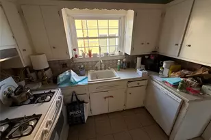 138-12 Rockaway Beach Blvd, Rockaway Park, NY 11694 - Photo 20