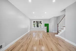 5 Notus Ave, New York, NY 10312 - Photo 6