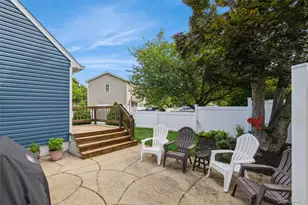 87 Center St, Ronkonkoma, NY 11779 - Photo 22