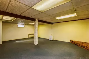 87 Center St, Ronkonkoma, NY 11779 - Photo 18