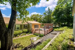 21 Midland Ave, Central Valley, NY 10917 - Photo 46