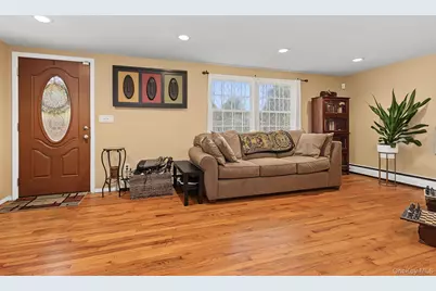11 Fleetwood Drive, Goshen, NY 10924 - Photo 2