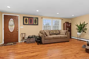 11 Fleetwood Dr, Goshen, NY 10924 - Photo 2