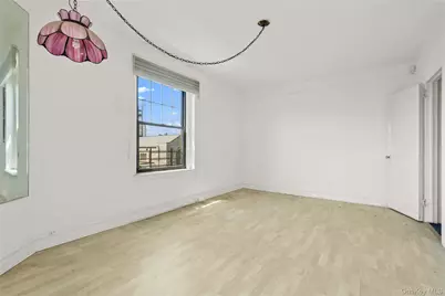 109-14 Ascan Avenue #5A, Forest Hills, NY 11375 - Photo 18
