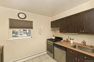 490 Main St, Farmingdale, NY 11735 - Photo 10