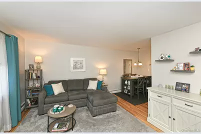 490 Main Street #C-4, Farmingdale, NY 11735 - Photo 2