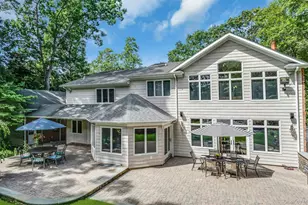 10 Winter Ln, Dix Hills, NY 11746 - Photo 40