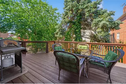 1321 Gillespie Avenue, Bronx, NY 10461 - Photo 16
