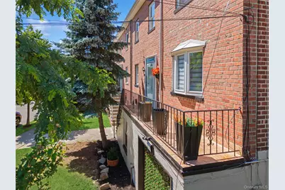 1321 Gillespie Avenue, Bronx, NY 10461 - Photo 20