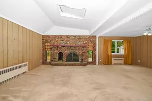 246 Columbus Ave, West Babylon, NY 11704 - Photo 4