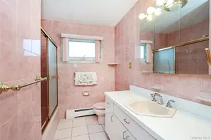49 Lee Ave, Albertson, NY 11507 - Photo 14