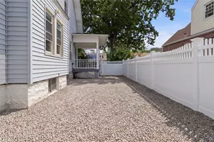 136 Elm St, Valley Stream, NY 11580 - Photo 14